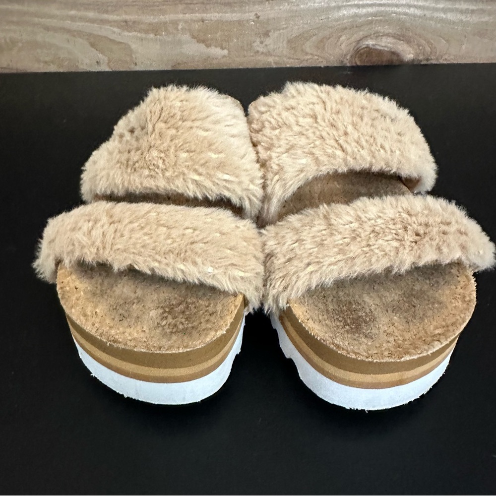 Reef Beige Fuzzy Strap Sandals - Picture 6 of 11